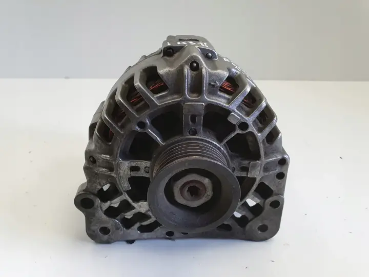 VW Polo IV Skoda Fabia II 1.2 6V ALTERNATOR valeo 03D903025H 70A