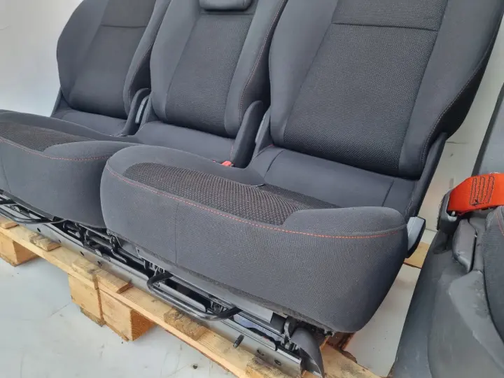 Renault Scenic II Conquest FOTEL FOTELE KOMPLET FOTELI europa