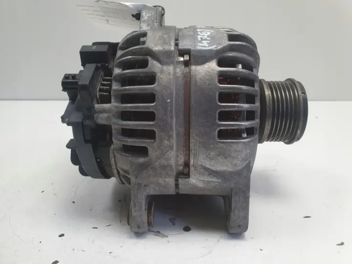 Renault Kangoo II 1.5 DCI ALTERNATOR bosch 0124525139