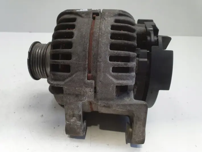 Opel Zafira B 1.6 16V ALTERNATOR bosch 0124425020 ZJ 100A