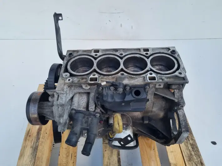 DÓŁ SILNIKA BLOK WAŁ TŁOK Ford Focus II MK2 C-Max 1.6 16V SHDA SHDB HWDA
