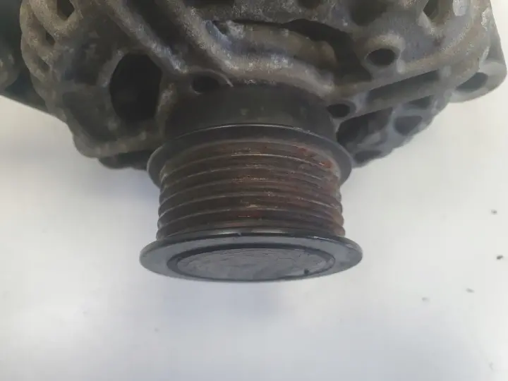 Opel Vectra C 1.9 CDTI ALTERNATOR bosch 0124425058