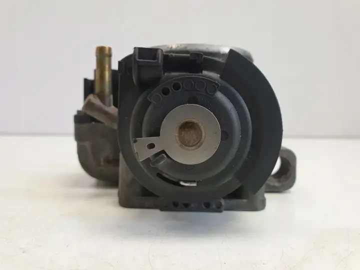 cc70420c93ab723c073e7e222b746e33