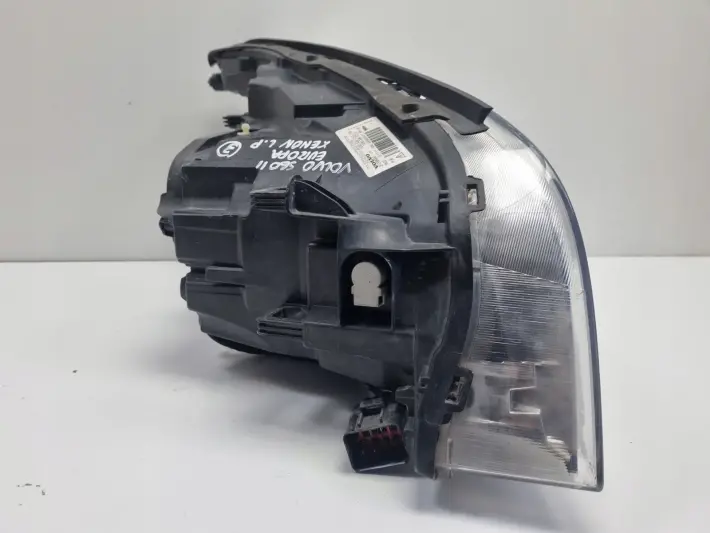 Volvo V60 S60 II PRZEDNIA LAMPA LEWA lewy przód XENON 31299990