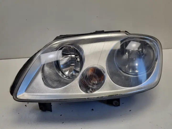 VW Touran Caddy III 03-10r PRZEDNIA LAMPA LEWA lewy przód ANGLIK