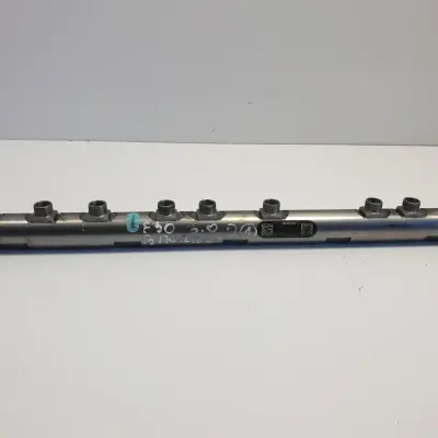 BMW F30 3.0 D BiTurbo LISTWA WTRYSKOWA paliwa