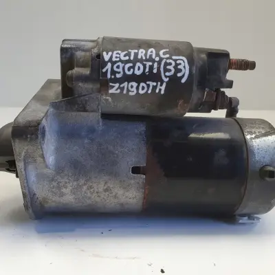 Opel Vectra C 1.9 CDTI ROZRUSZNIK 55352882 M001T30171