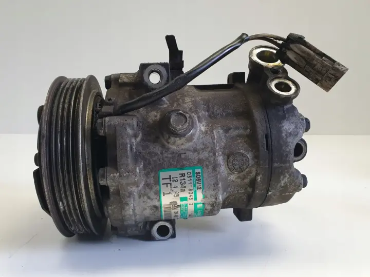 Opel Corsa C 1.4 16V SPRĘŻARKA KLIMATYZACJI 24461719