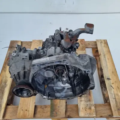 VW Passat B6 1.9 TDI SKRZYNIA BIEGÓW manualna GQQ manual