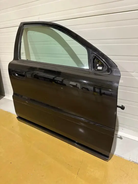 Volvo S60 V70 II 00-09r PRZEDNIE DRZWI PRAWE prawy przód EUROPA