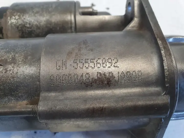 18f5944665277c1a7b03d825eb22768b