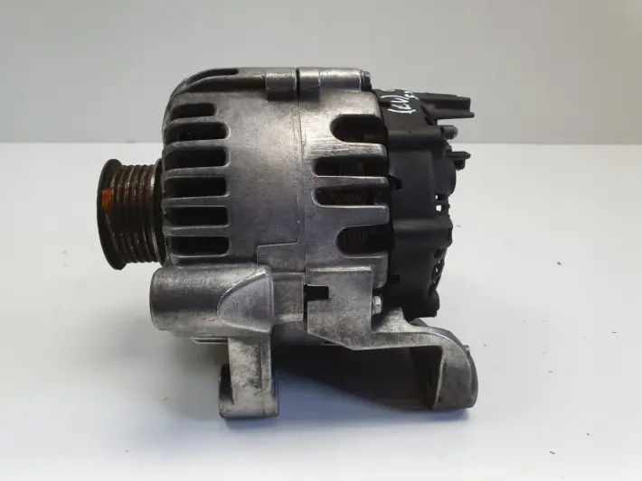 BMW X3 2.0 D ALTERNATOR 7797660 150A valeo