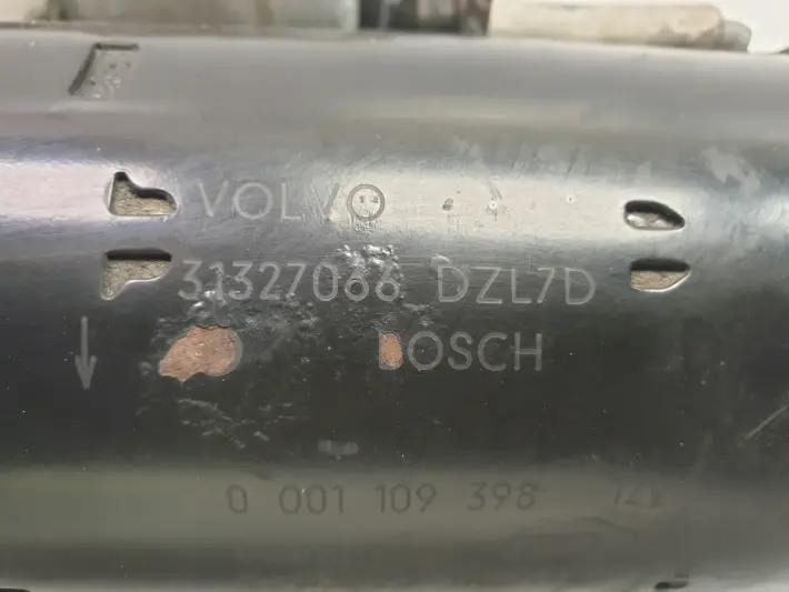 Volvo V70 III 2.0 D ROZRUSZNIK BOSCH 0001109398