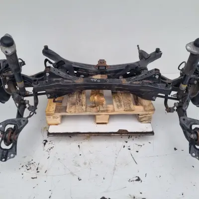 Toyota CHR C-HR 1.8 HYBRYDA TYLNE TYLNIE ZAWIESZENIE TYŁ SANKI TYLNA BELKA