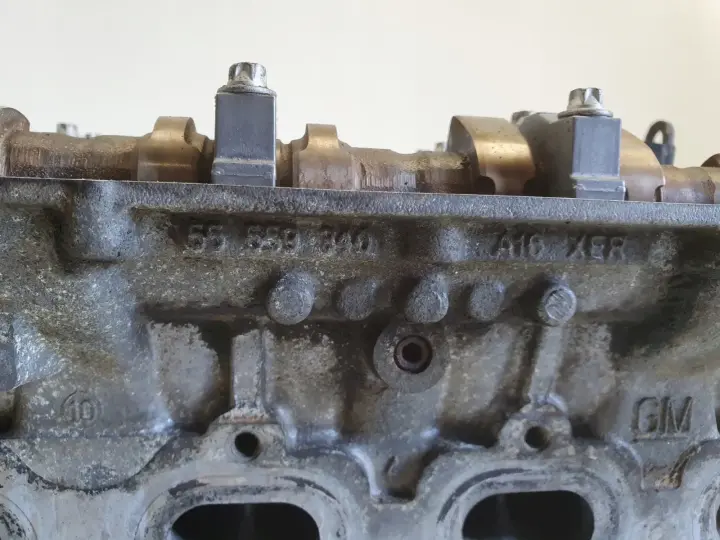 Opel Zafira B Astra J 1.6 16V A16XER GŁOWICA CYLINDRÓW 55559340