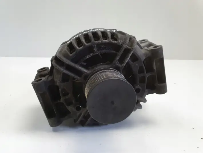 Mercedes Vito W639 2.2 CDI ALTERNATOR 0124425077 bosch 120A