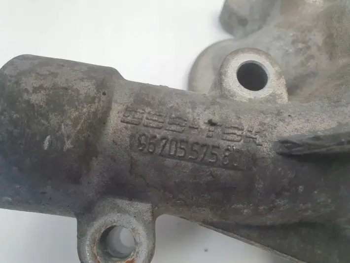 Citroen C5 III 2.0 16V RFJ OBUDOWA POMPY WODY pompa wody 9670557580