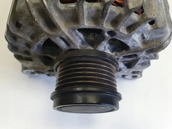 Volvo V40 II 1.6 D2 ALTERNATOR 30659390 valeo 150A
