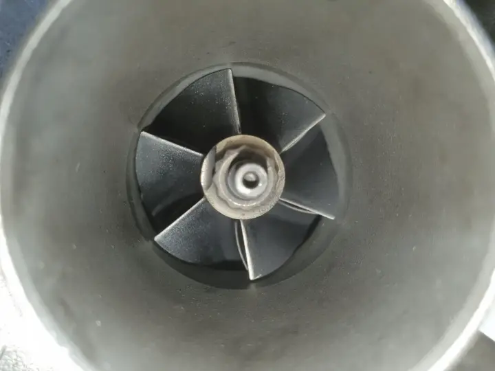 VW Passat B5 1.9 TDI TURBOSPRĘŻARKA turbo 028145702R