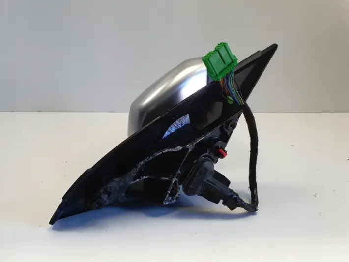 Volvo V60 LIFT LUSTERKO PRAWE PASAŻERA europa 31352478 podświetlany 12 pin