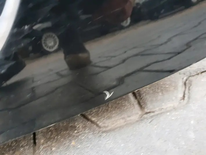 BMW F10 TYLNA KLAPA BAGAŻNIKA TYŁ LAMPY ZAMEK 668