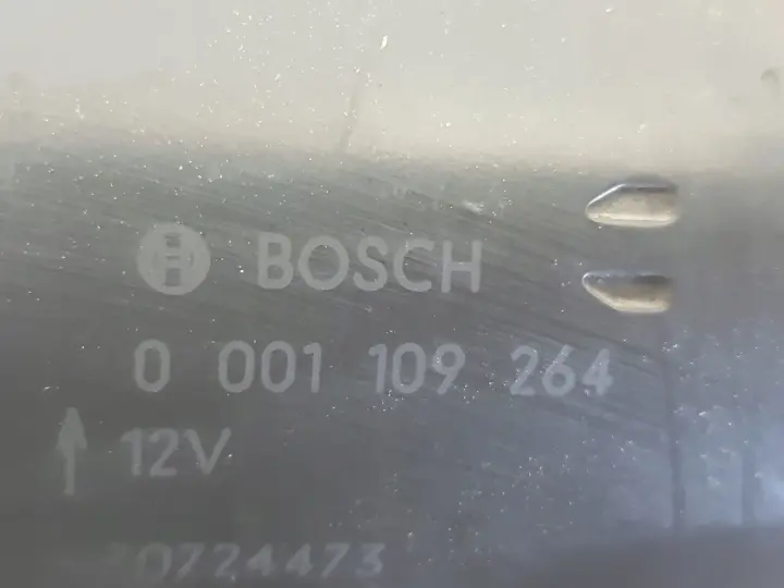 Volvo S60 I V70 II 2.4 D5 ROZRUSZNIK bosch 0001109264