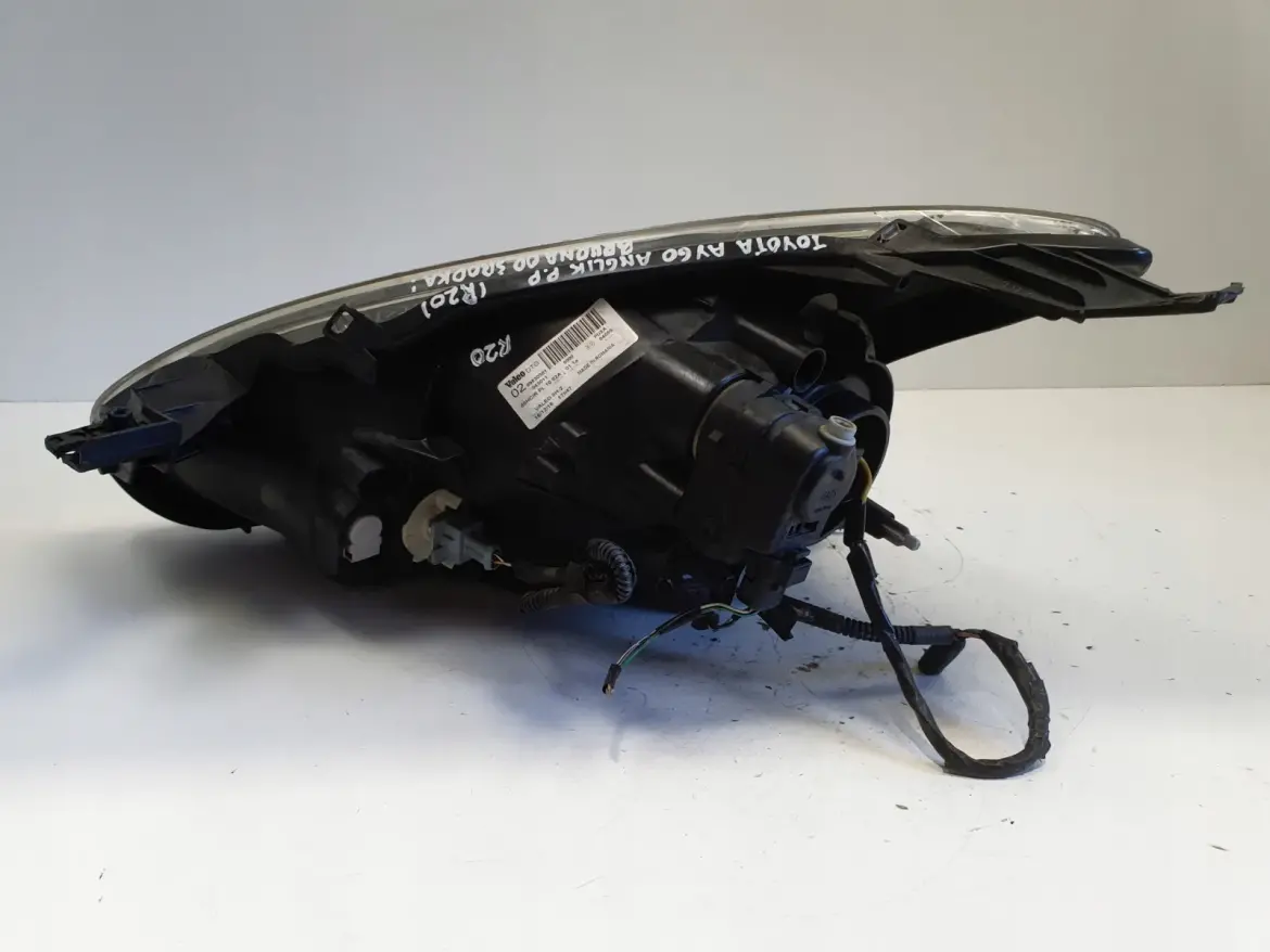 Toyota Aygo I 05-14 PRZEDNIA LAMPA PRAWA prawy przód anglik 89530381