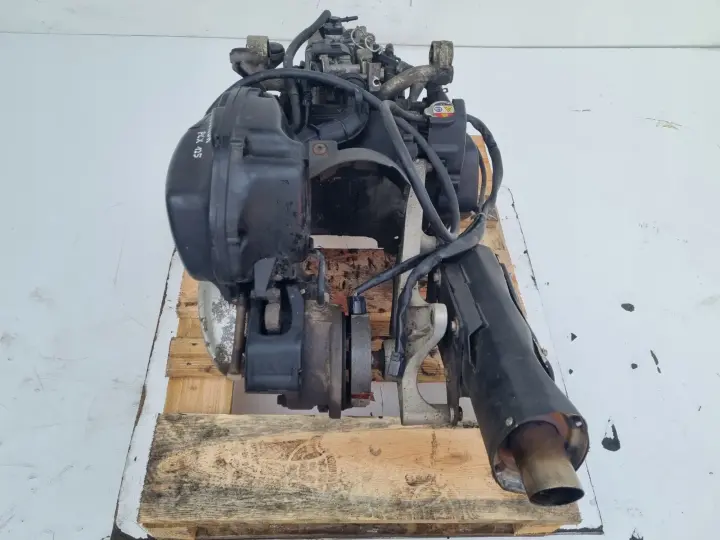 Honda PCX 125 PCX125 2011r SILNIK SKRZYNIA NAPĘD TŁUMIK GAZNIK WYDECH JF28E