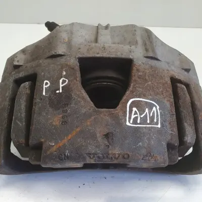 Volvo XC90 I PRZEDNI ZACISK HAMULCOWY Prawy przód Pasażera P.P 30657307 960