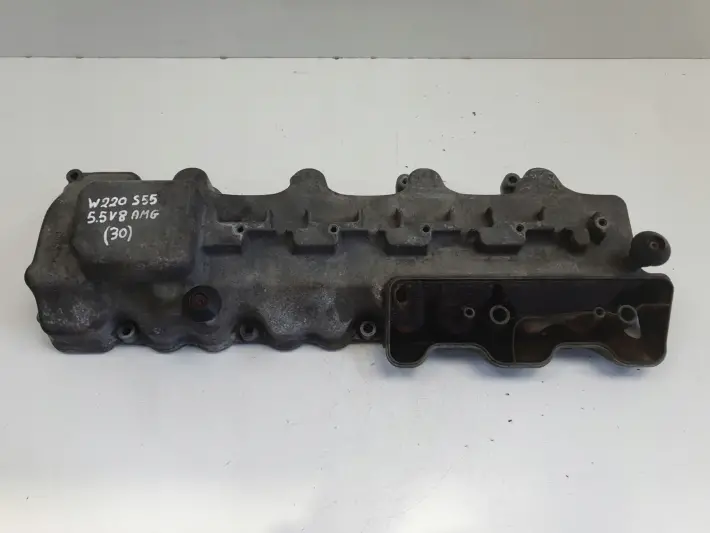 Mercedes W220 5.5 V8 POKRYWA ZAWORÓW A1130160105