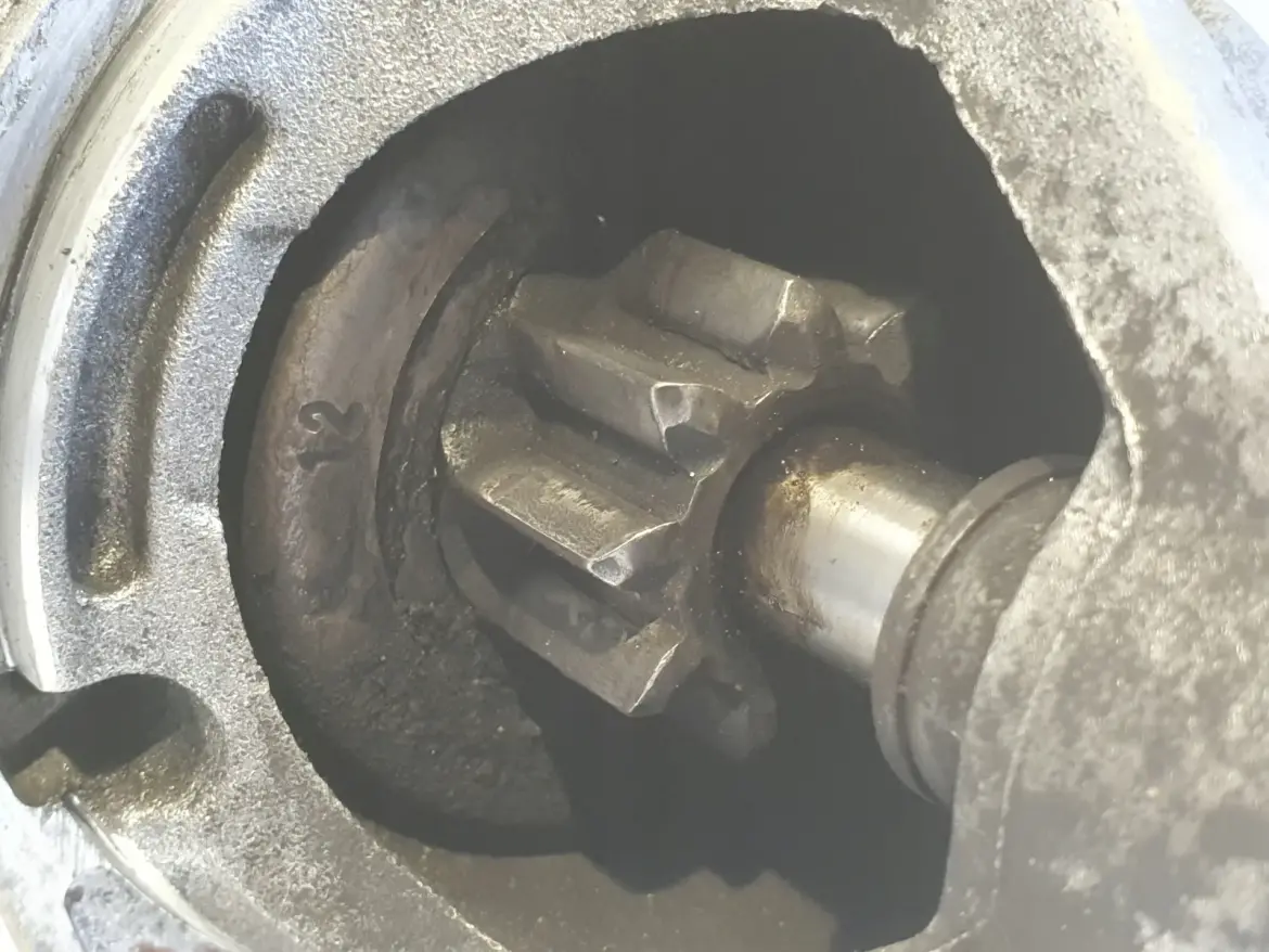 Opel Astra II G 1.6 8V ROZRUSZNIK 0001107401 bosch