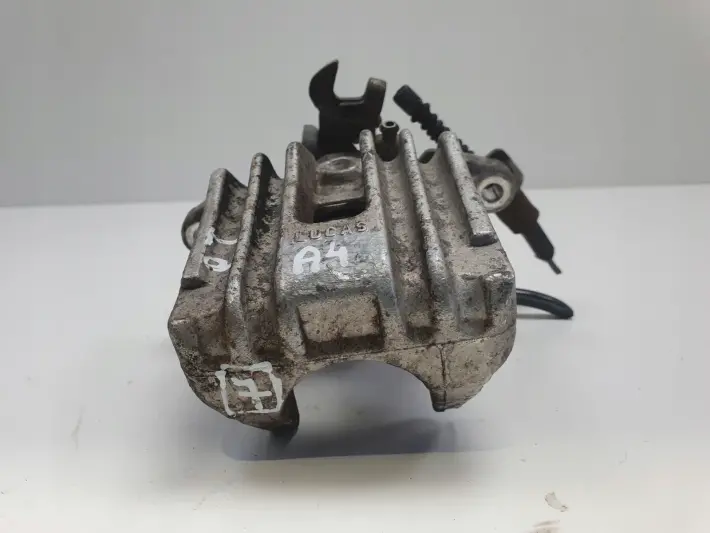 Vw Passat B5 Audi A4 B5 ZACISK HAMULCOWY Prawy tył pasażera Lucas