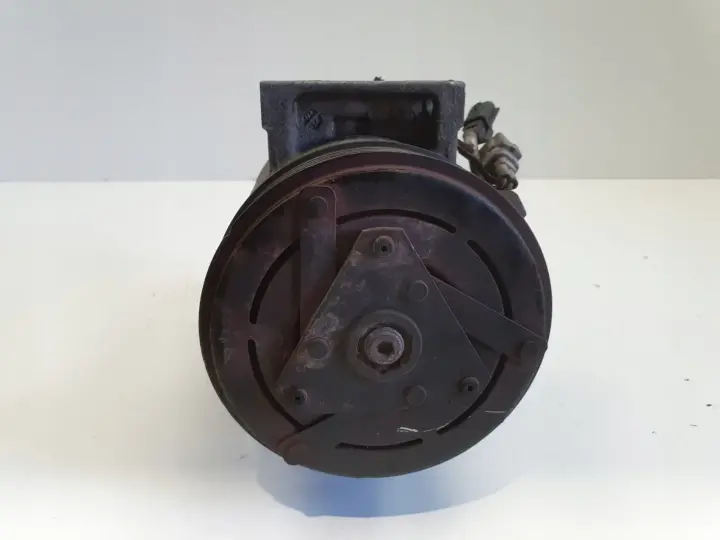 Renault Clio IV 0.9 TCe SPRĘŻARKA KLIMATYZACJI pompa 926000217R