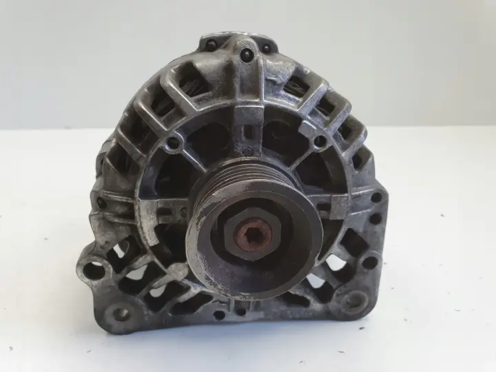 Skoda Fabia I VW Polo IV 1.2 12V ALTERNATOR valeo 03D903025J
