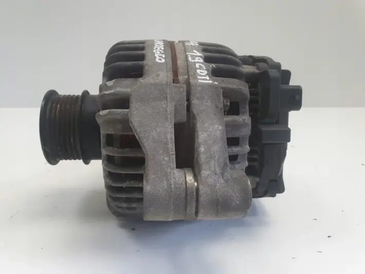 Opel Vectra C 1.9 CDTI ALTERNATOR bosch 0124425058
