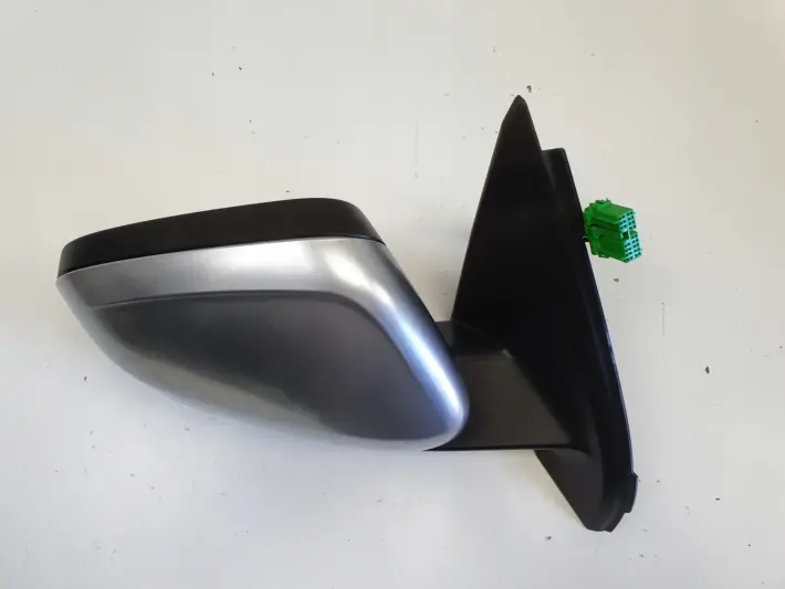 Volvo V60 LIFT LUSTERKO PRAWE PASAŻERA europa 31352478 podświetlany 12 pin