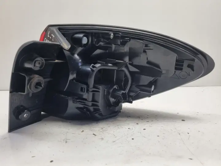 Renault Captur LIFT 17-19 TYLNIA TYLNA LAMPA LEWA lewy tył ŁADNA 265557849R