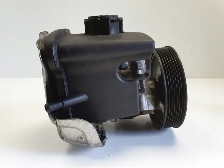 Mercedes W203 CLK W209 1.8 K POMPA WSPOMAGANIA A0034664101