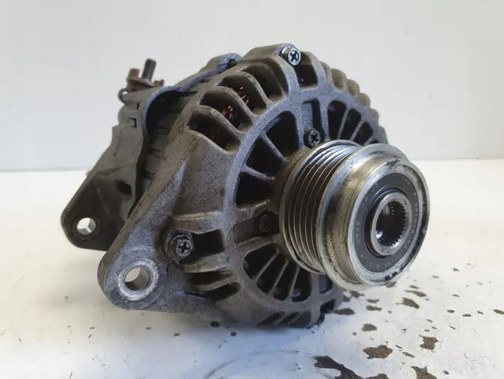 Hyundai Terracan 2.9 CRDI ALTERNATOR pompa vacum