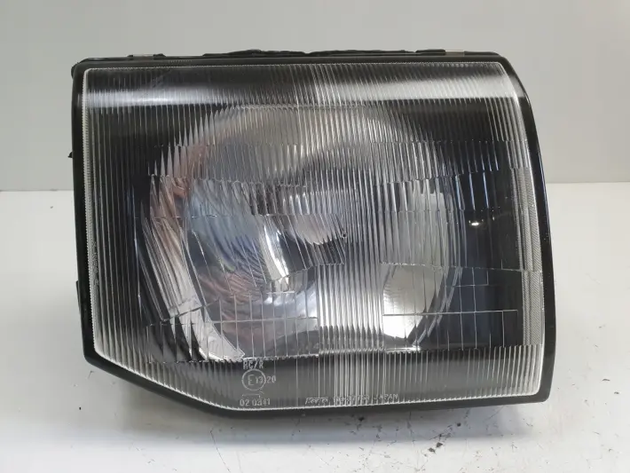 Mitsubishi Pajero II PRZEDNIA LAMPA PRAWA prawy przód anglik 110-37751