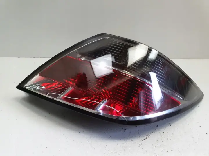 Opel Astra H III lift HB 06-10r TYLNA LAMPA PRAWA prawy tył 342691834