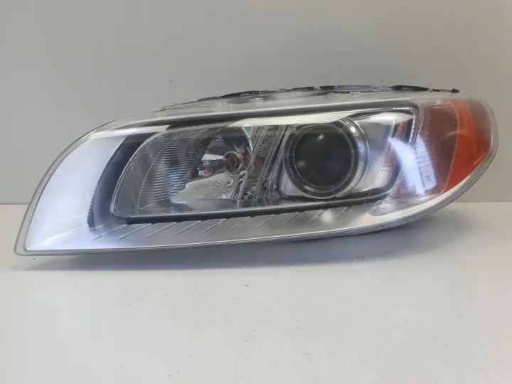 Volvo V70 XC70 III S80 II PRZEDNIA LAMPA LEWA lewy przód XENON 31353532