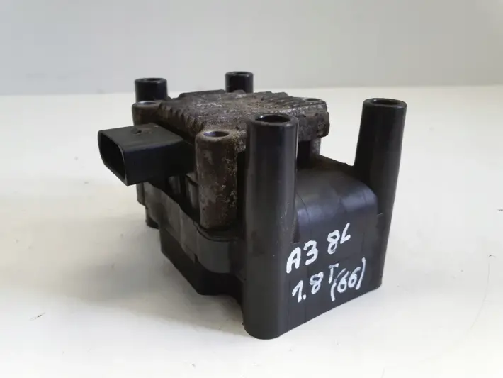 Audi A3 8L 1.6 8V CEWKA ZAPŁONOWA 032905106B