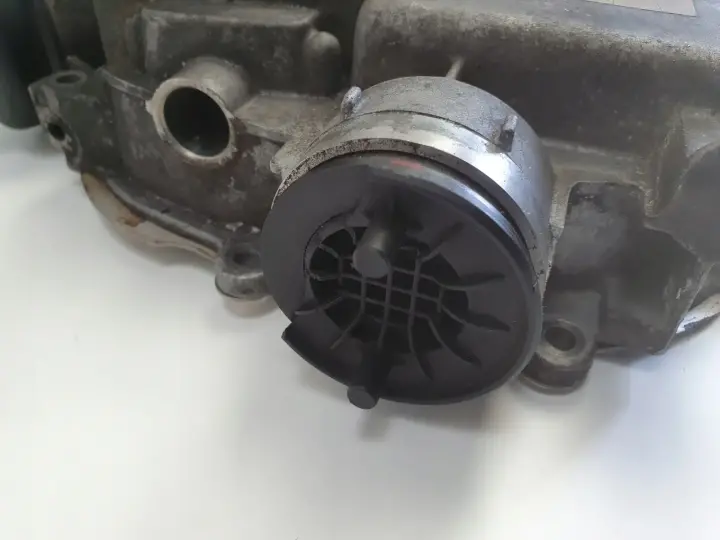 VW Golf V 1.4 TSI OBUDOWA ROZRZĄDU pokrywa 03C103464B