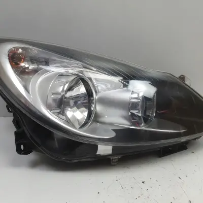 Opel Corsa D PRZEDNIA LAMPA PRAWA prawy przód anglik Ciemny klosz 13217456