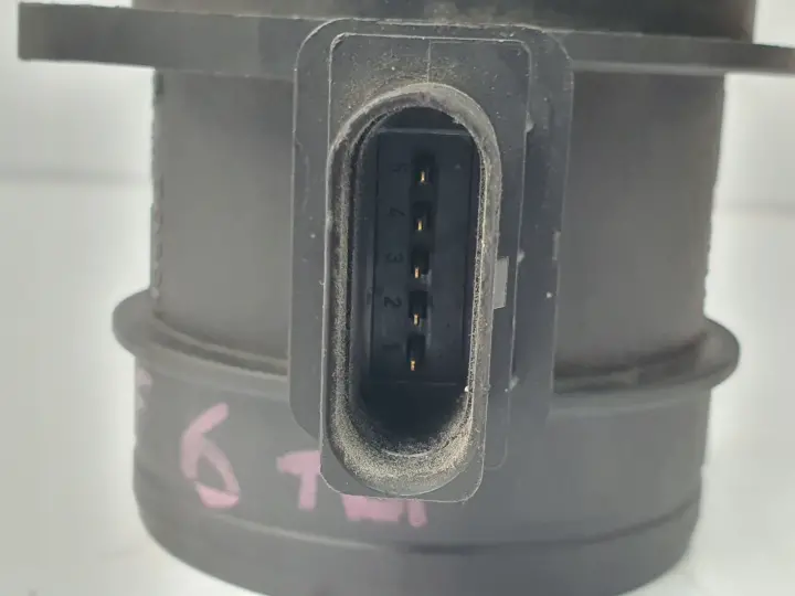 25a6e22592c21551aa7102c3e0b5817f
