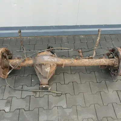 Toyota Land Cruiser J60 HJ60 4.0 D TYLNY MOST TYŁ