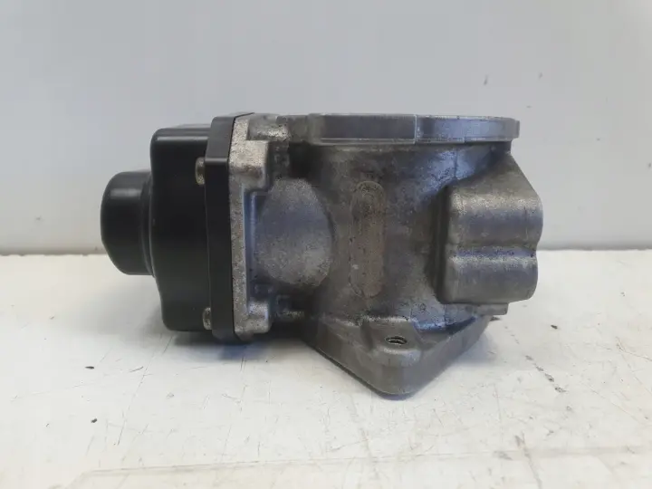 VW Passat B6 2.0 TDI PRZEPUSTNICA VASV29007935