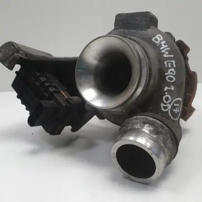 BMW E87 E90 E91 2.0 D N47 TURBOSPRĘŻARKA turbo 7810189C