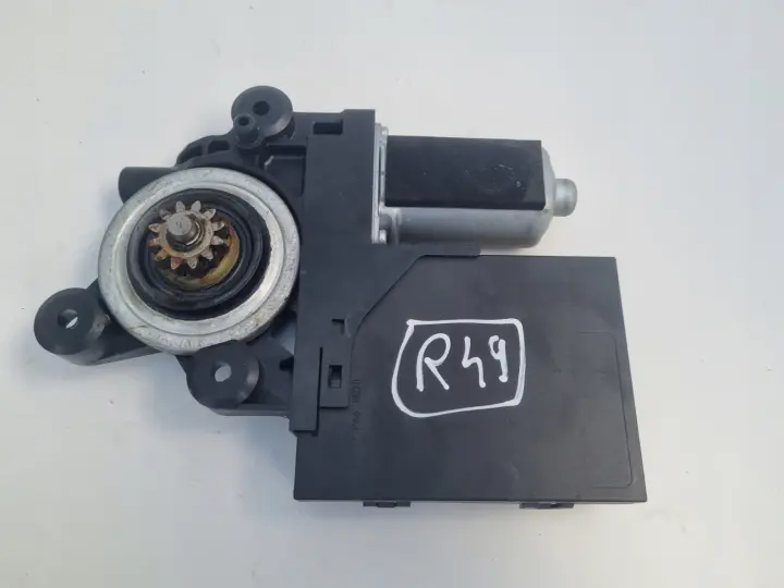 Volvo S40 II V50 PRAWY PRZEDNI PODNOSNIK SZYBY przód moduł 30773903AA